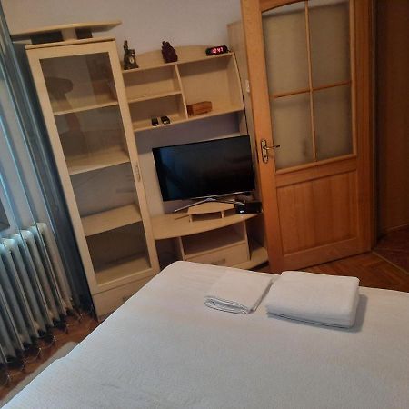 3 Camere Central Яссы Экстерьер фото