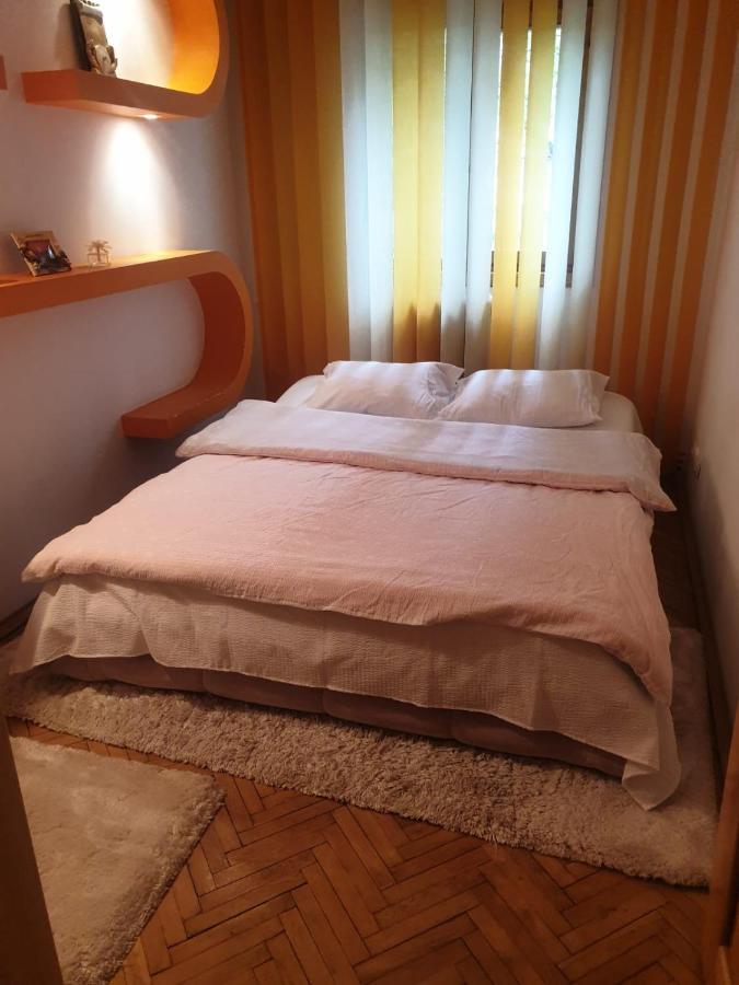 3 Camere Central Яссы Экстерьер фото