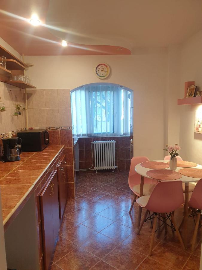 3 Camere Central Яссы Экстерьер фото